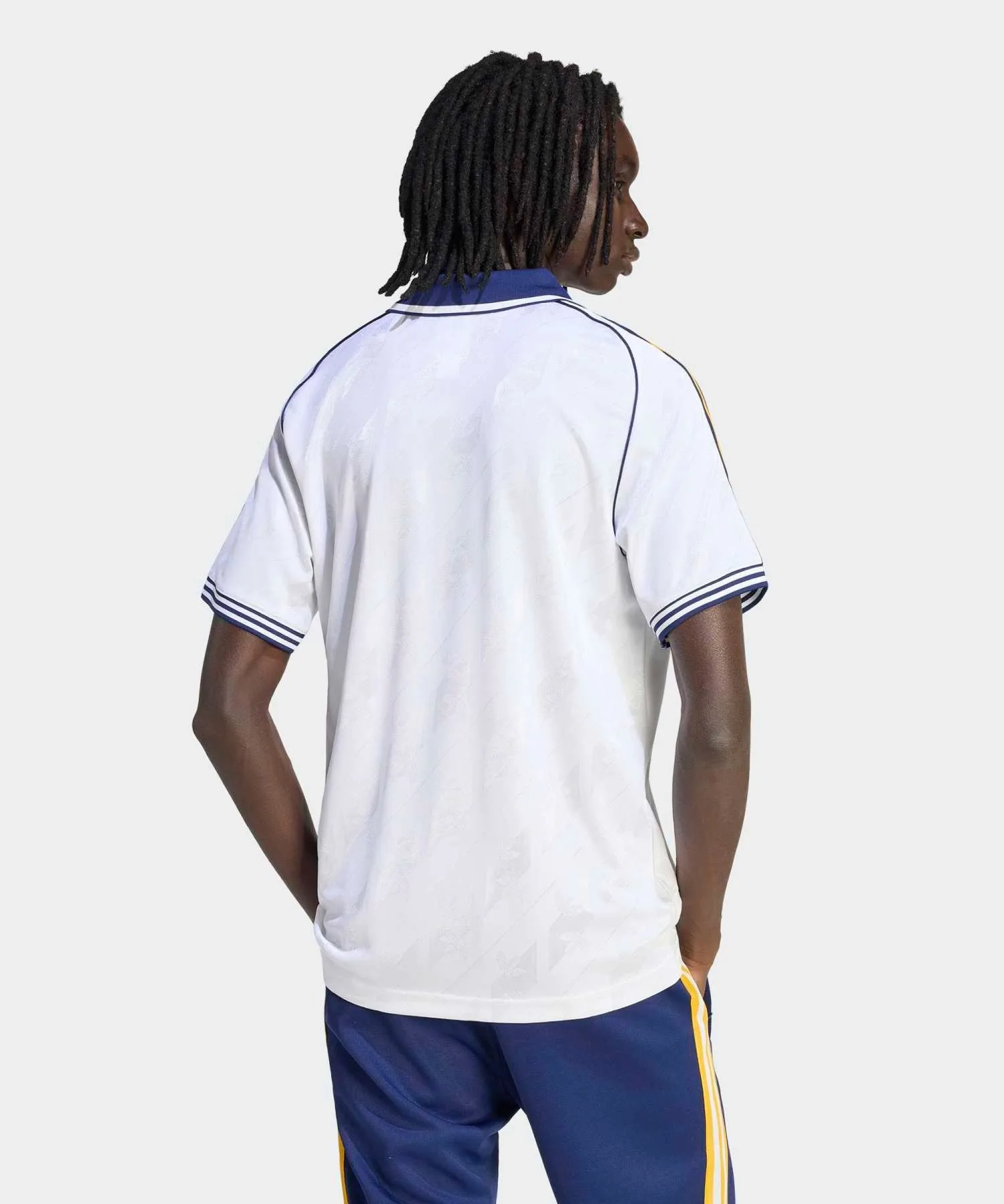 Мужская футболка Polo реглан фит Adidas Real Madrid Originales белая — фото 2
