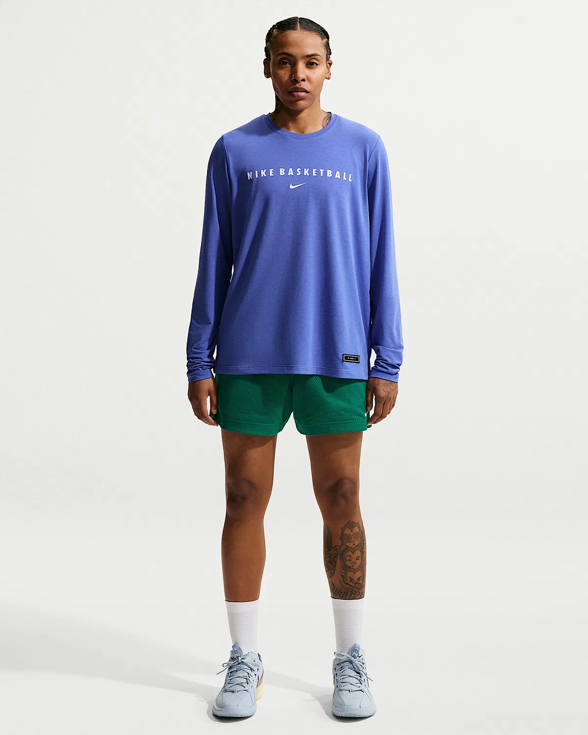 Женская баскетбольная куртка Nike Dri-FIT с длинным рукавом для разминки, Sapphire/White — фото 4