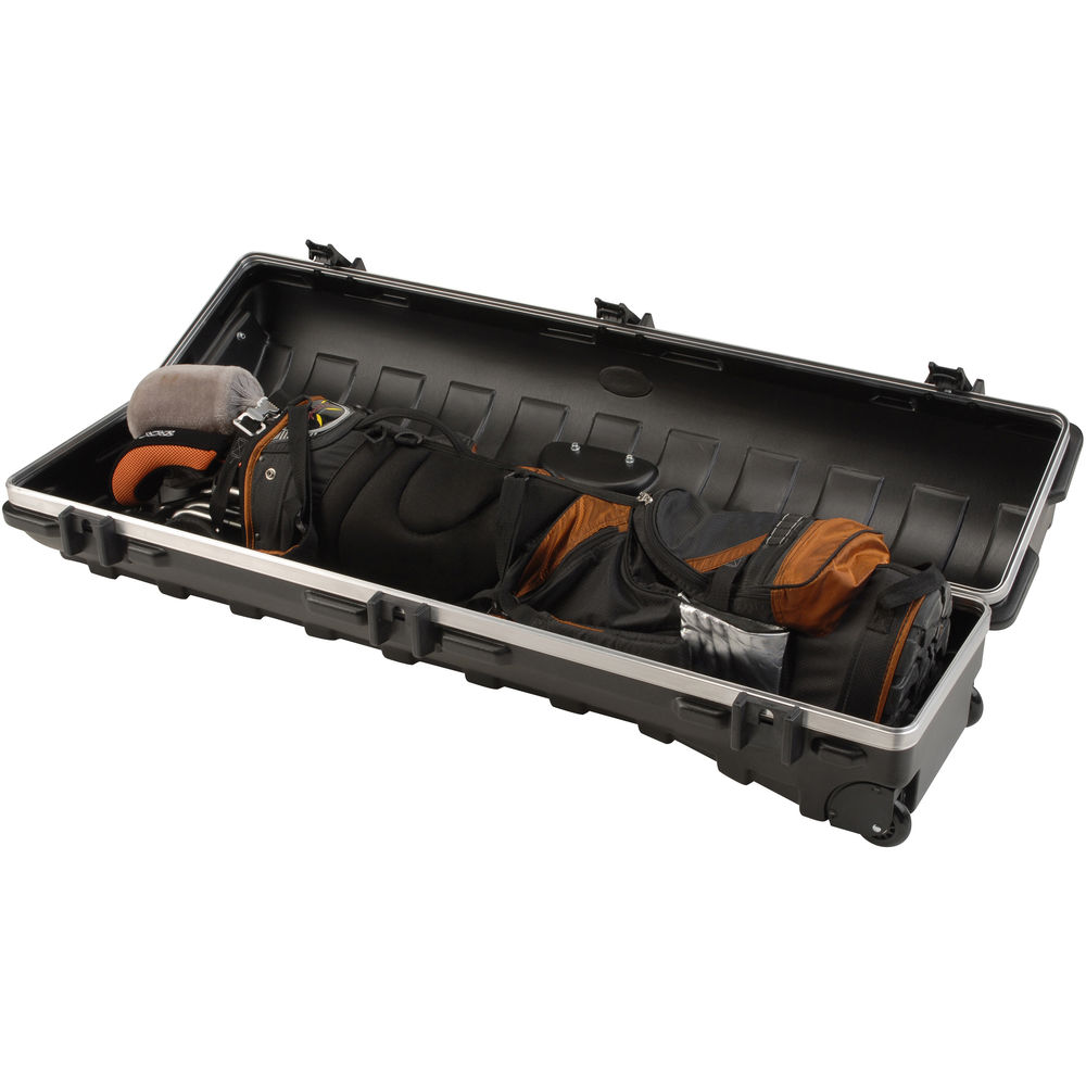 

Дорожный кейс для гольфа SKB Standard ATA (черный, на колесах)