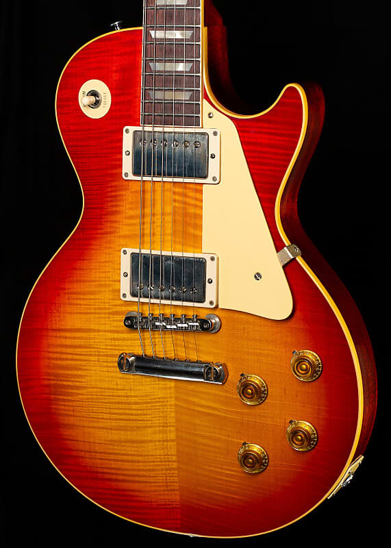 

Электрогитара Gibson Custom Shop 1959 Les Paul Reissue Washed Cherry Sunburst Murphy Lab Ultra Light Aged