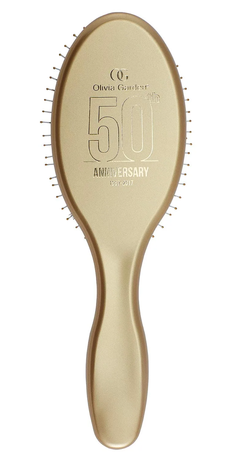 Расческа-щетка Olivia Garden Ceramic + Ion Supreme Styler Cushion Paddle Brush - на основе кабаньей щетины и ионов для блеска, контроля пушистости и разглаживания волос. Щетина кабана и ионная, Gold — фото 2
