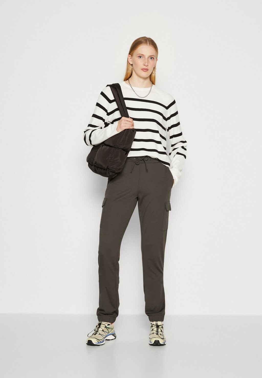

Брюки карго JDYCLEO PANT JDY Tall, темно-зеленый