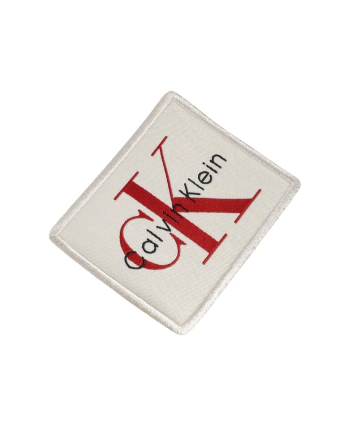 

Свитер с высоким воротником и тканой этикеткой Calvin Klein, бежевый