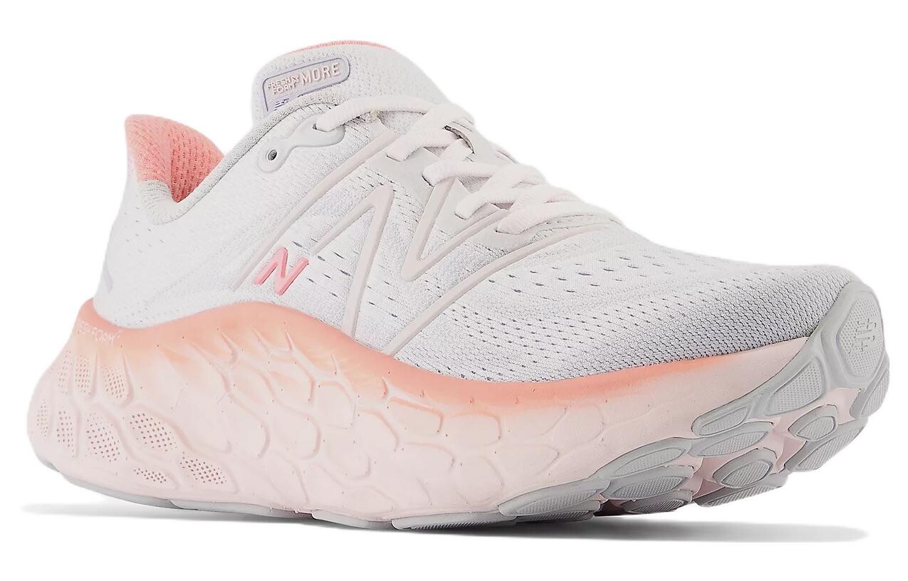 Кроссовки New Balance Fresh Foam X More V4, серый/розовый — фото 3
