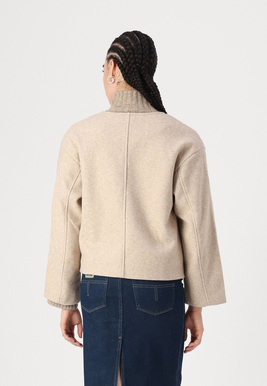 

Легкая куртка Gina Tricot Tall, бежевый