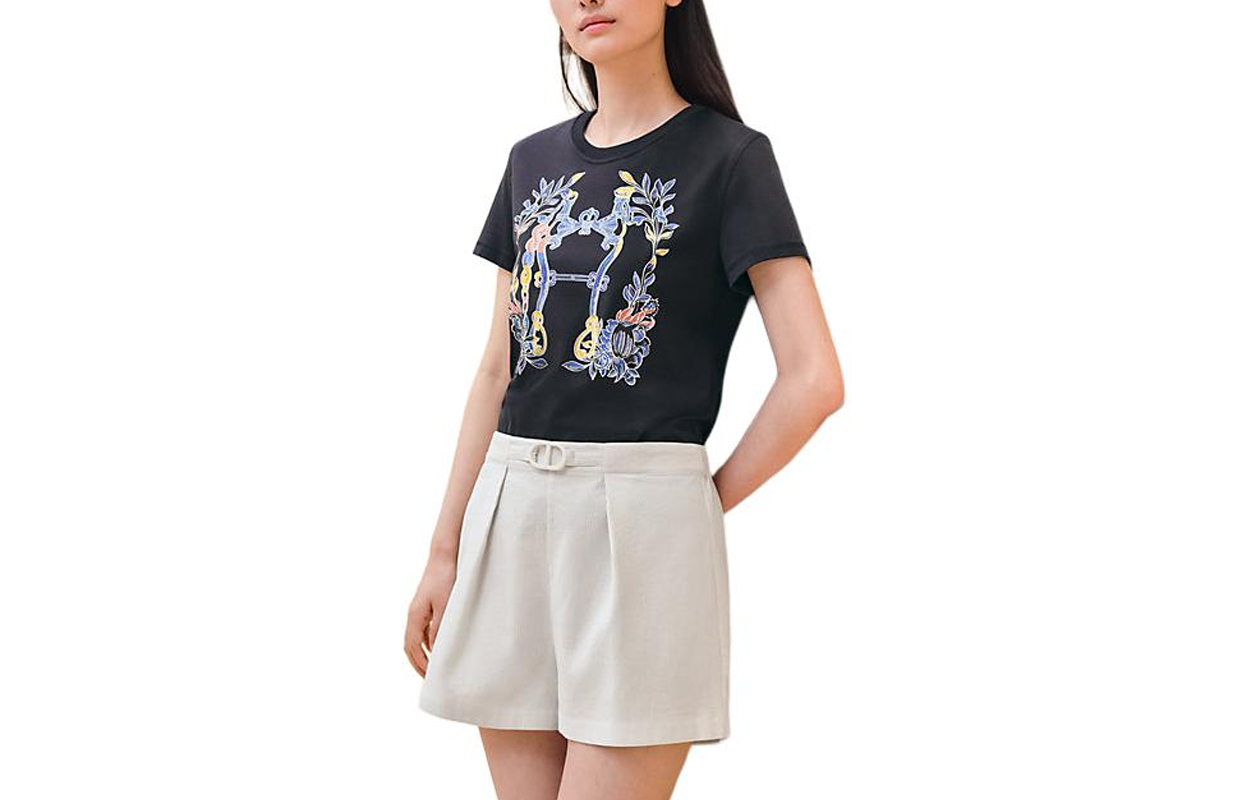 

HERMES SS24 Обычная женская футболка черного цвета