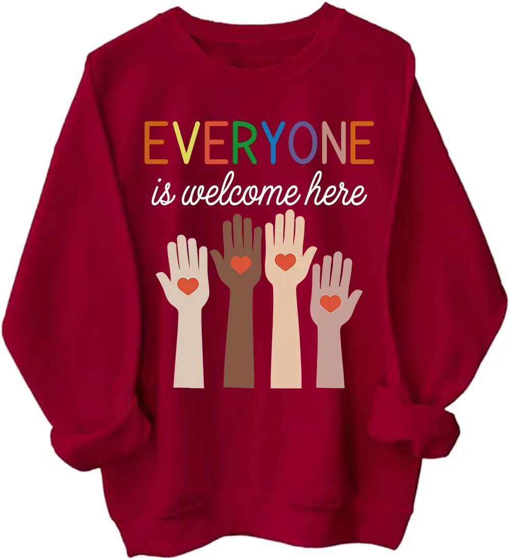 

Толстовка Everyone Is Welcome Here