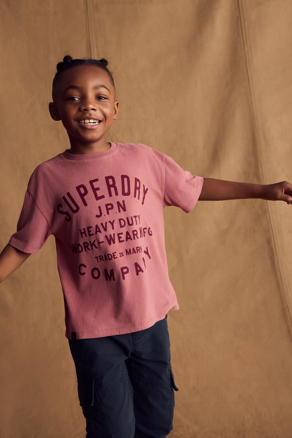 

Футболка с принтом рабочей одежды Superdry, красный
