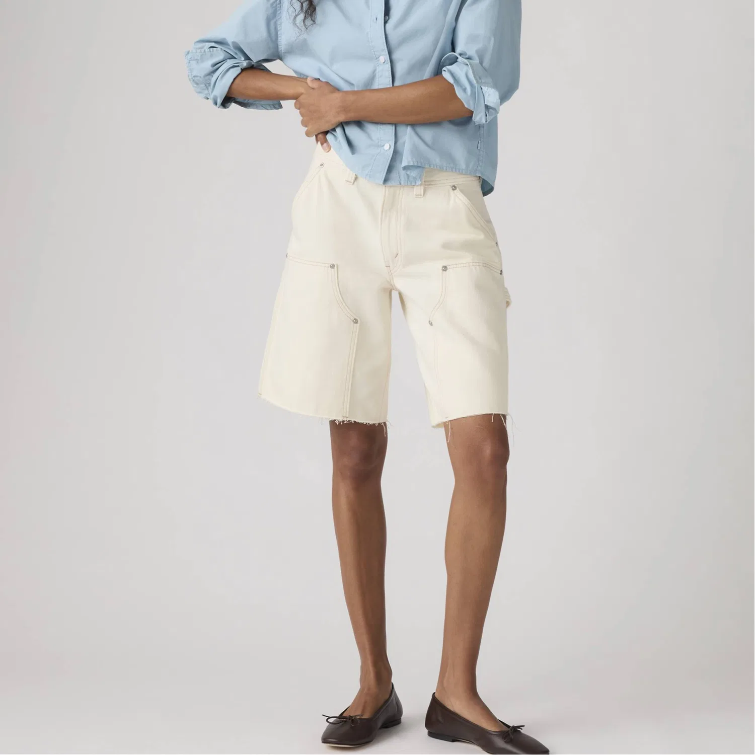 Джинсовые шорты женские белые cargo Levis, White — фото 3