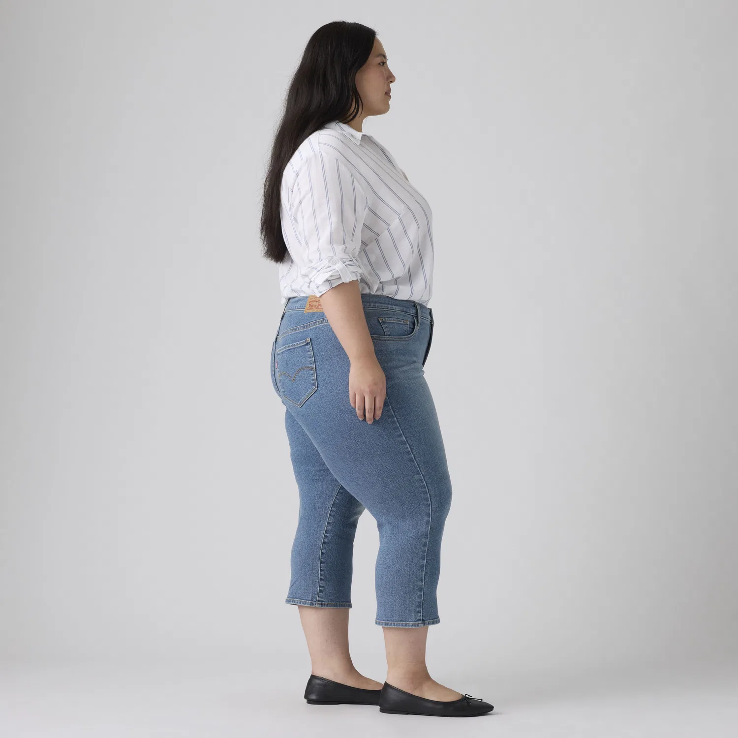 Женские джинсы-капри 311 с зауженными штанинами (большие размеры) Levi's, Medium Wash — фото 4