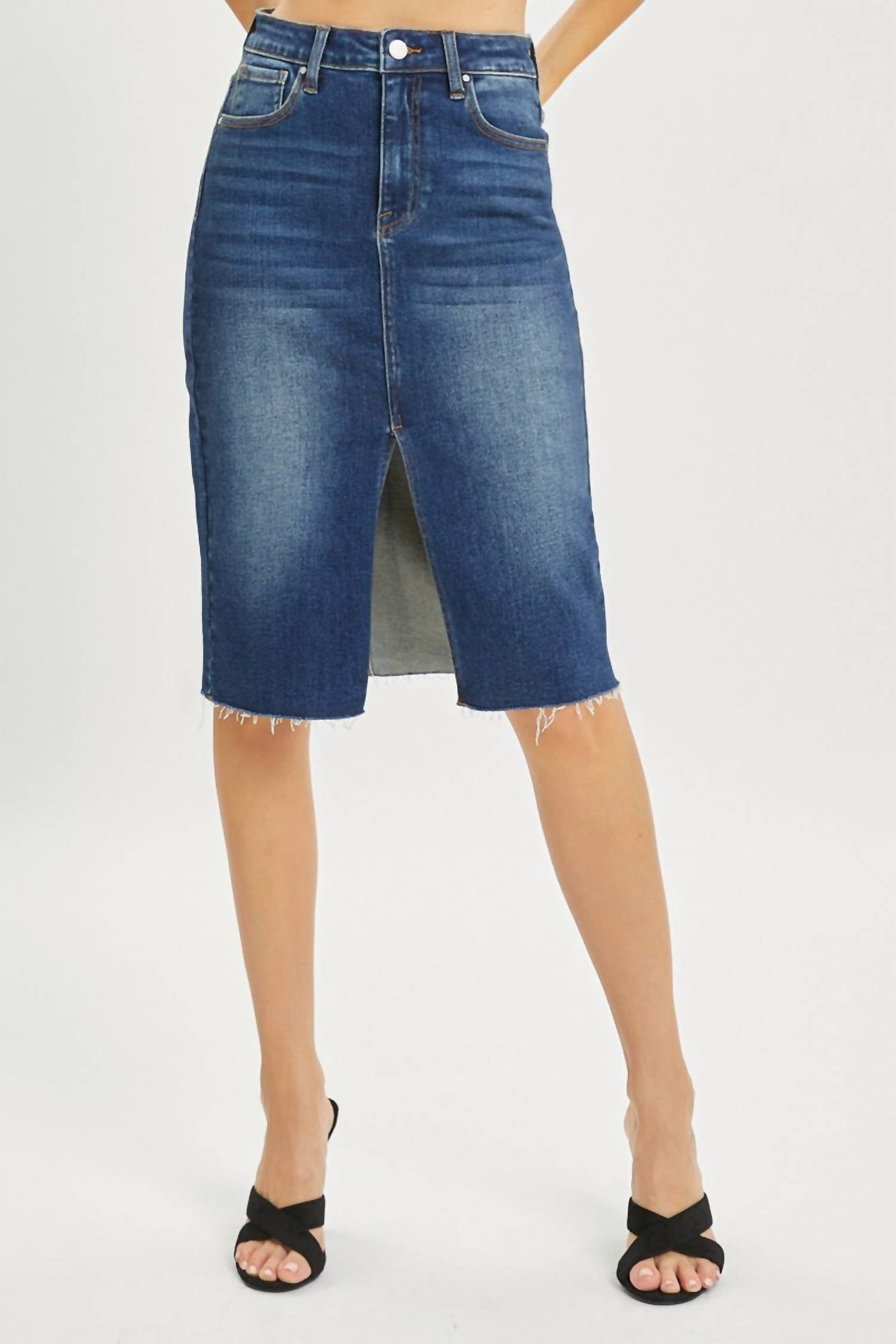 

Юбка миди с высоким поясом и разрезом спереди плюс размера в синем цвете RISEN