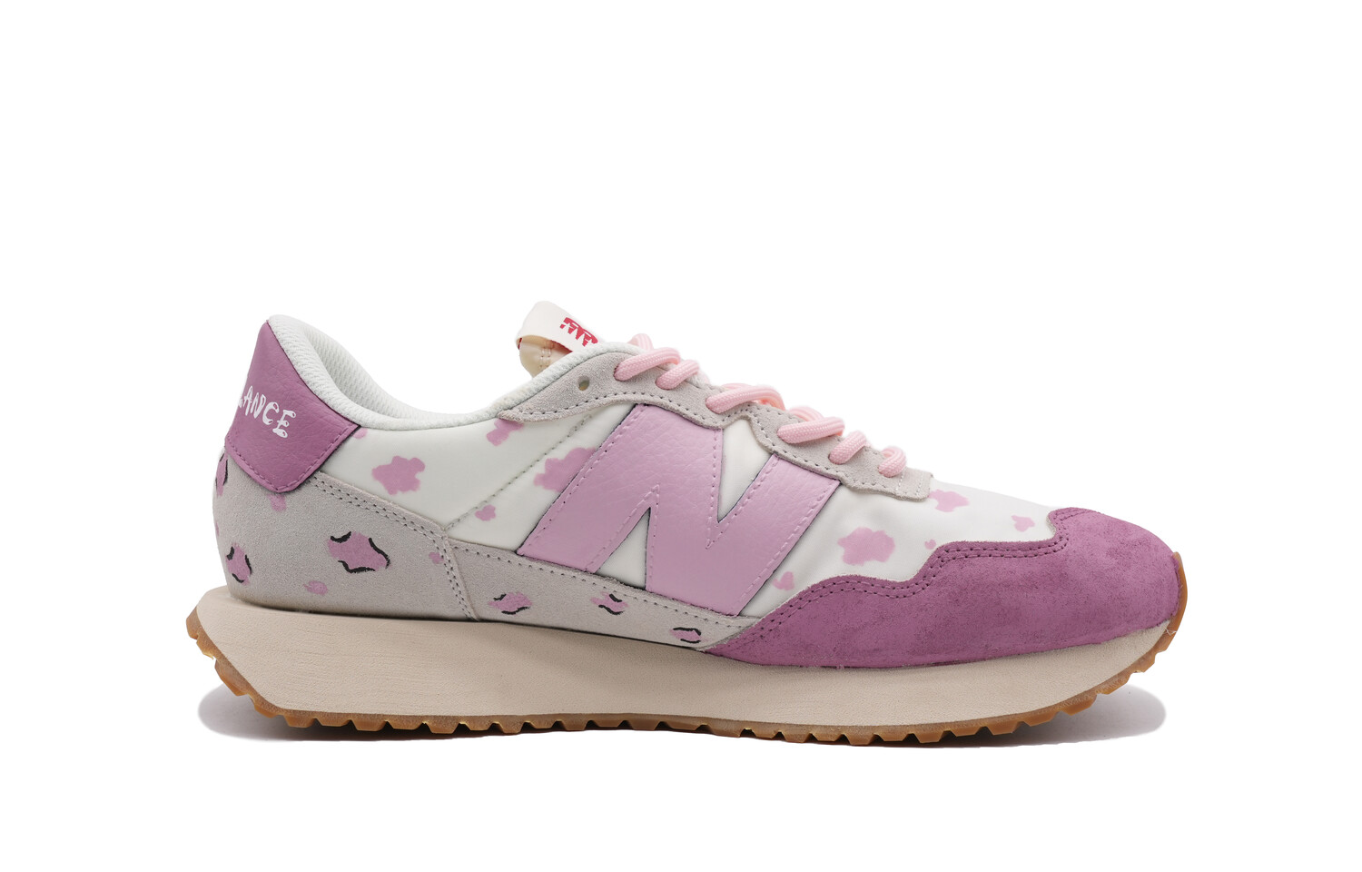 

Кроссовки New Balance NB 237 Lifestyle Shoes Unisex Low-top White/pink, белый