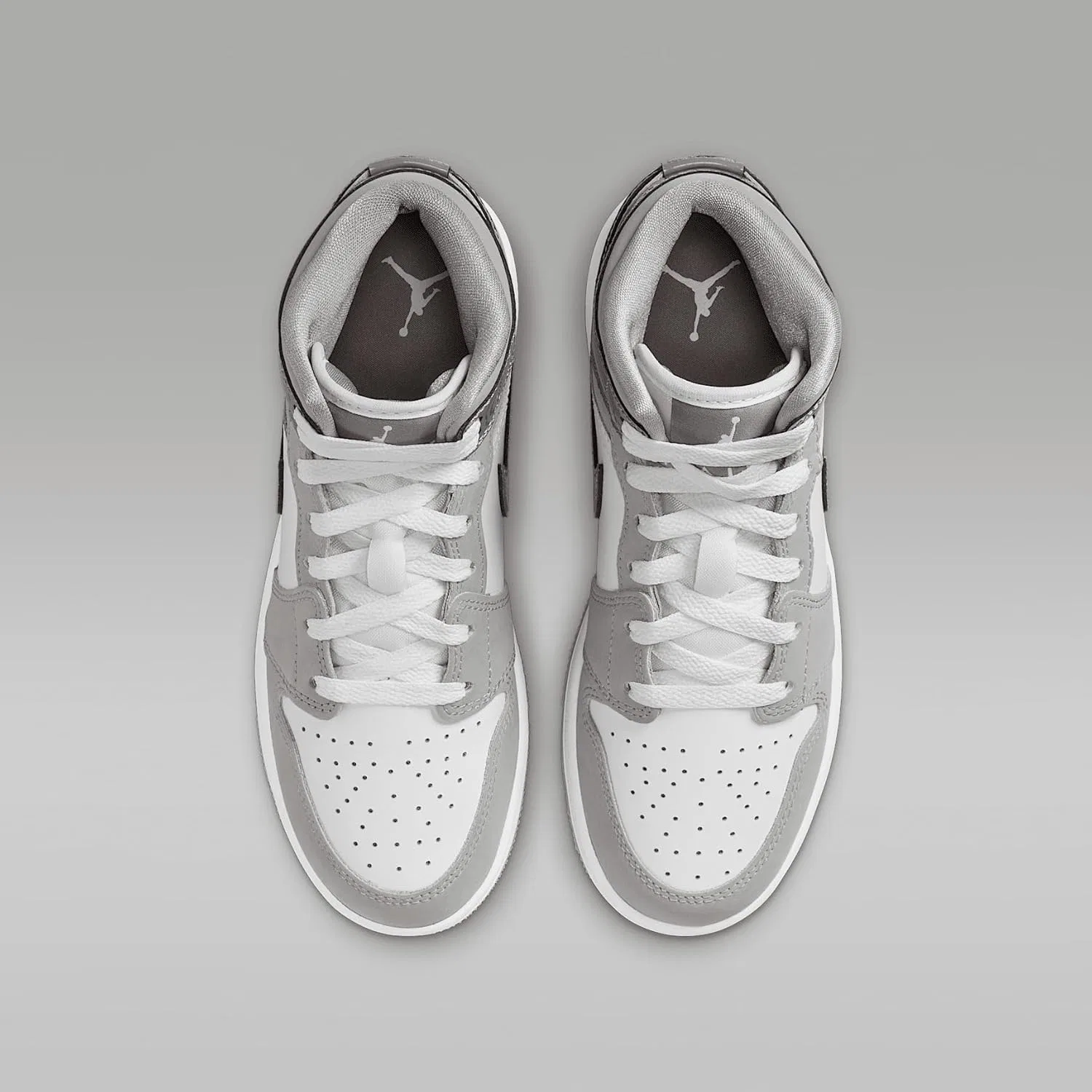 Кроссовки Nike Air Jordan 1 Mid SE Big Kid's, цвет White/Cool Grey-medium Grey — фото 4