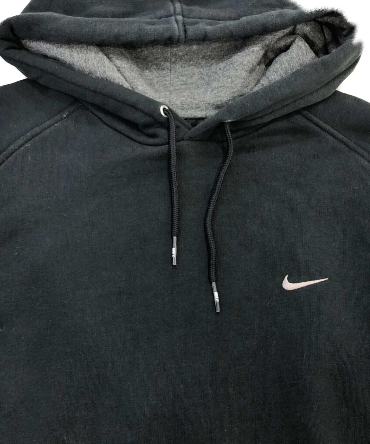 Винтажный свитшот Nike с вышивкой Swoosh, чёрный, размер L — фото 2