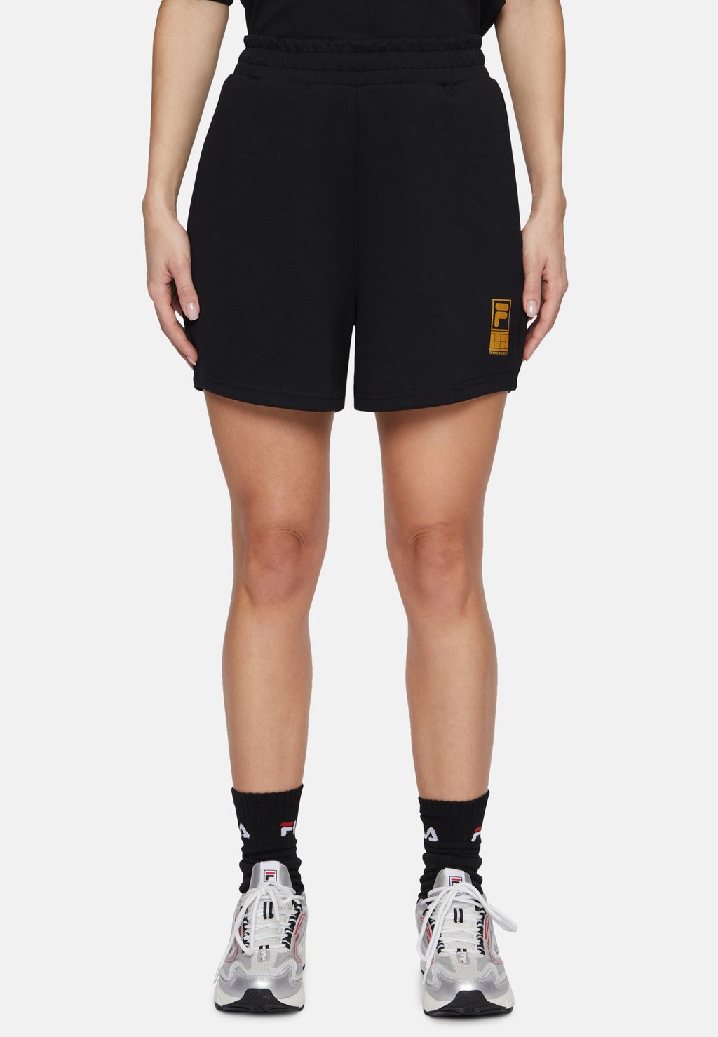 

Шорты Tracksuit bottoms Fila, черный