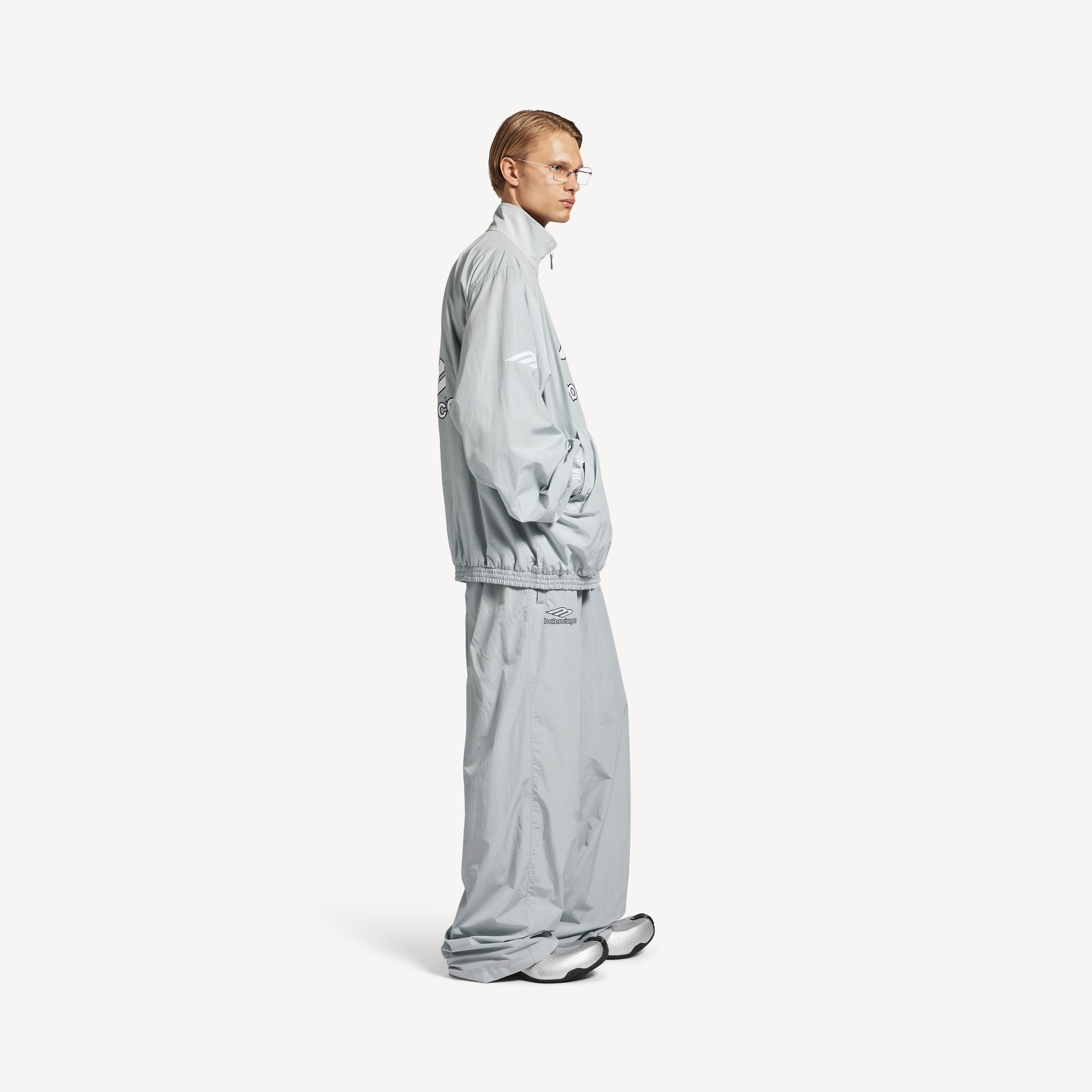 Мужские спортивные брюки 3b football в цвете новый серый BALENCIAGA, новый серый — фото 2