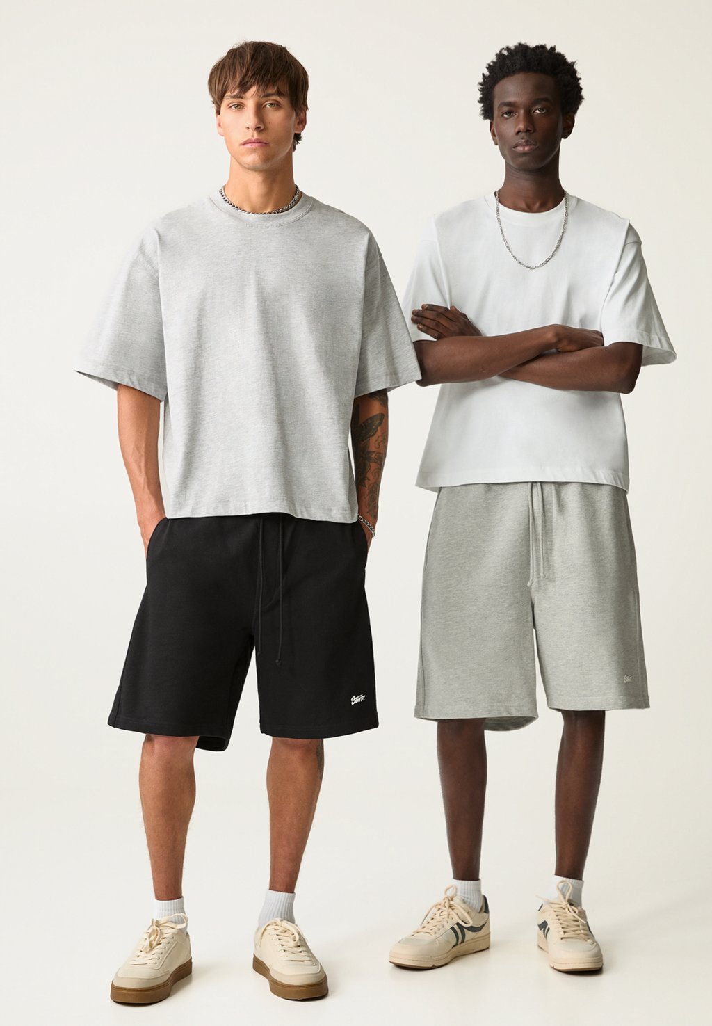 

Шорты JOGGER - 2-PACK OF BERMUDA - Tracksuit bottoms PULL&BEAR, светло-серый