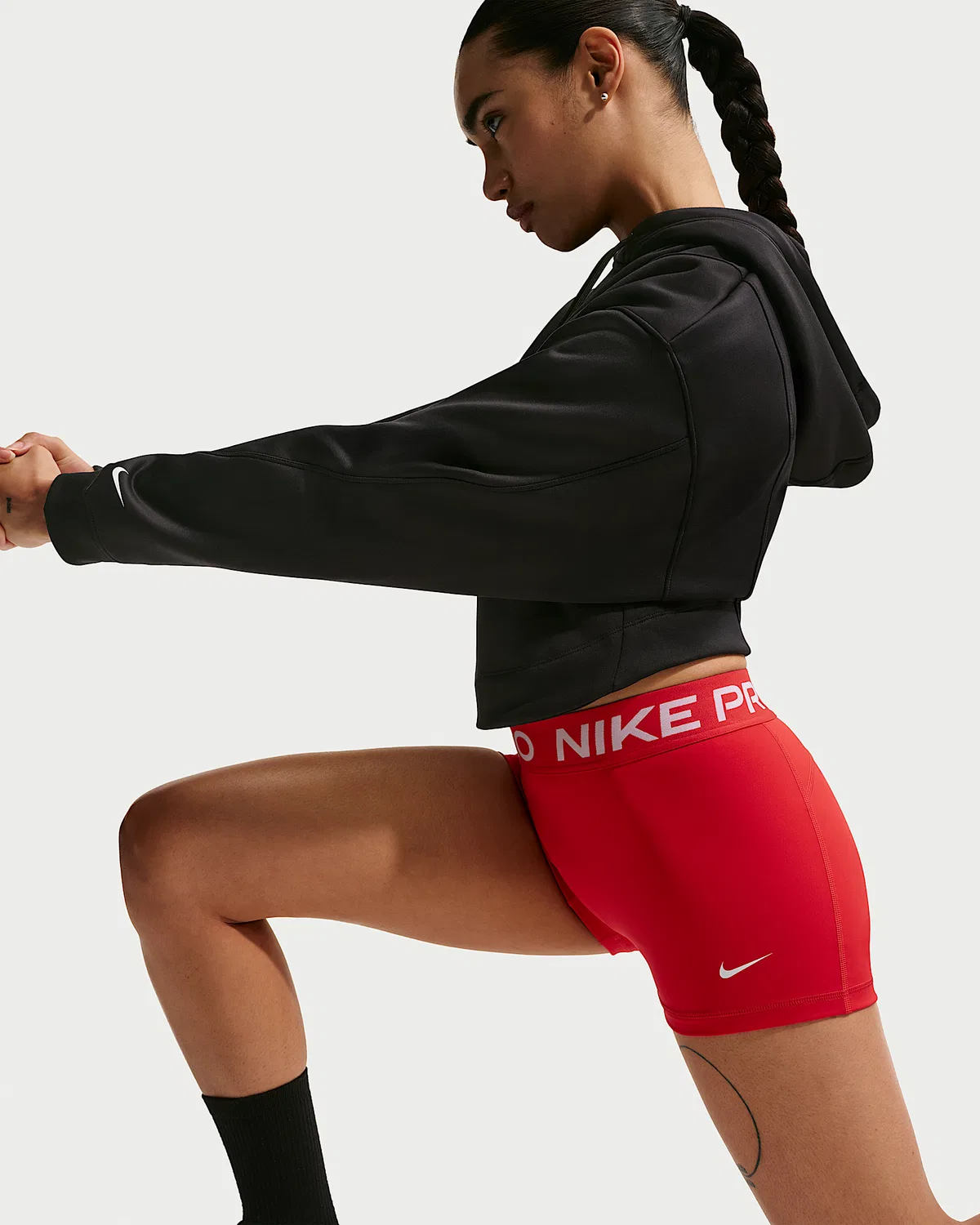 Женские велосипедки Nike Pro со средней посадкой, 3", University Red/White — фото 4