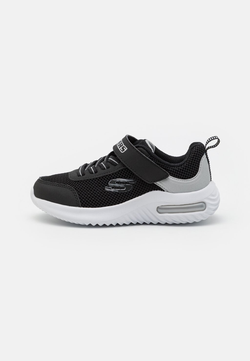

Кроссовки низкие GORE STRAP OVERLAYS MIDSOLE TECH PIECE Skechers, цвет black & silver synthetic / textile / trim
