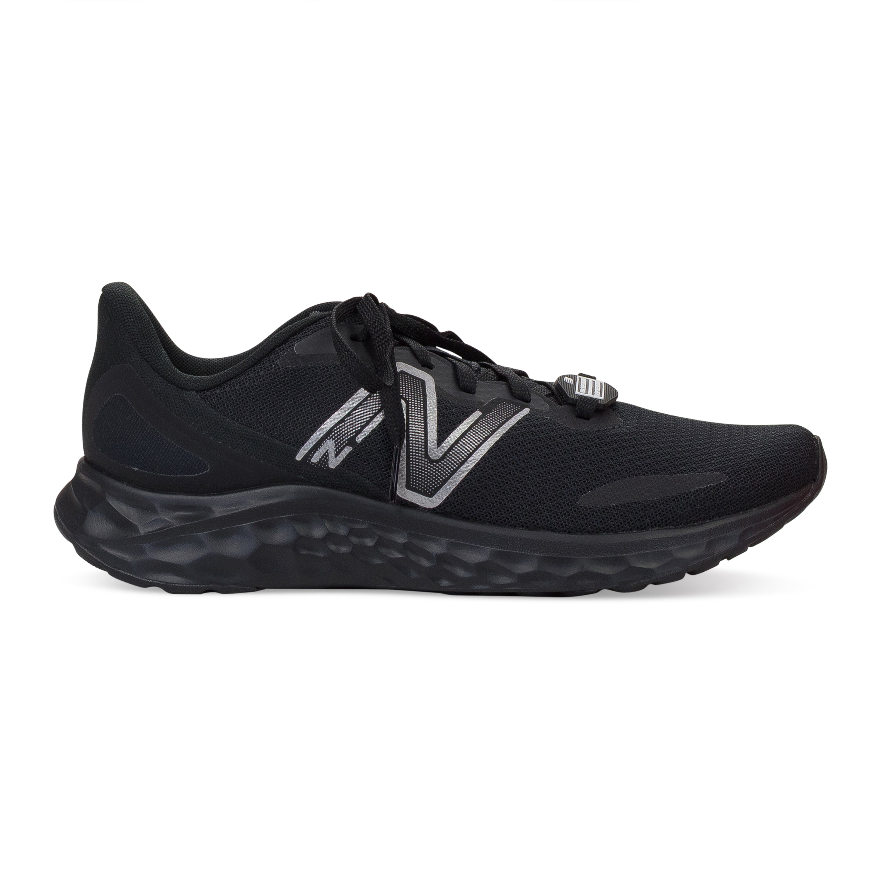 

Черные кроссовки Arishi New Balance