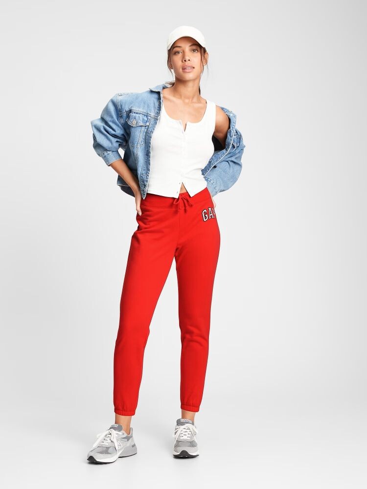 

Спортивные штаны Gap, красный