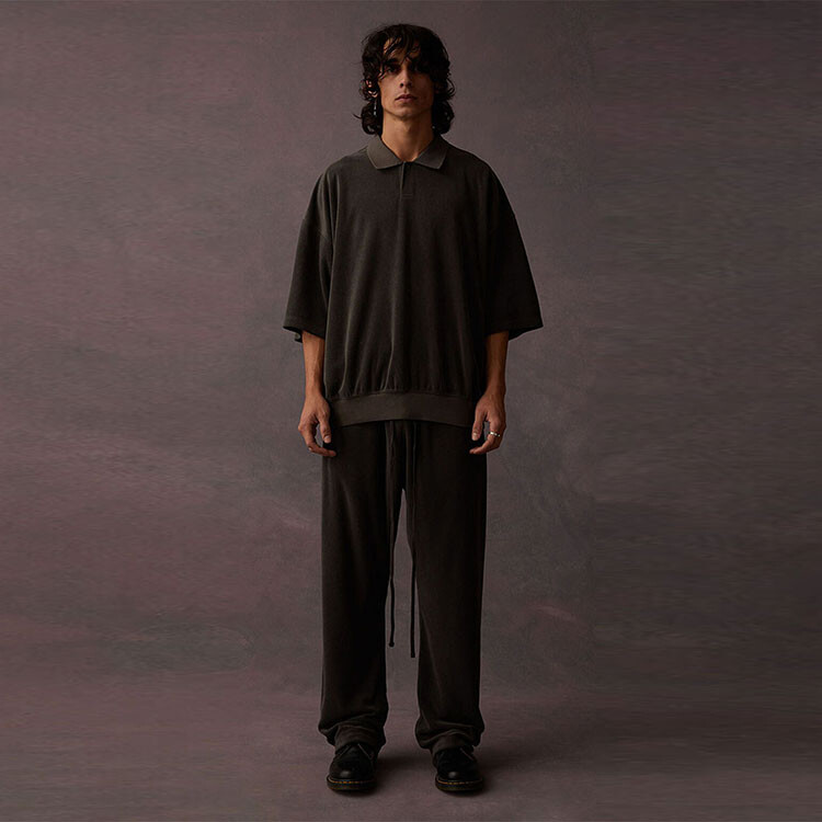 Рубашка поло Drop2 SS23 Мужская, цвет черный Fear Of God Essentials, черный — фото 3