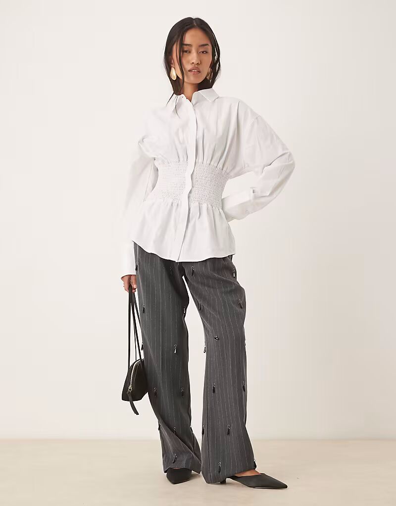 

Брюки широкого кроя с декоративной отделкой и складками серого цвета Asos Design