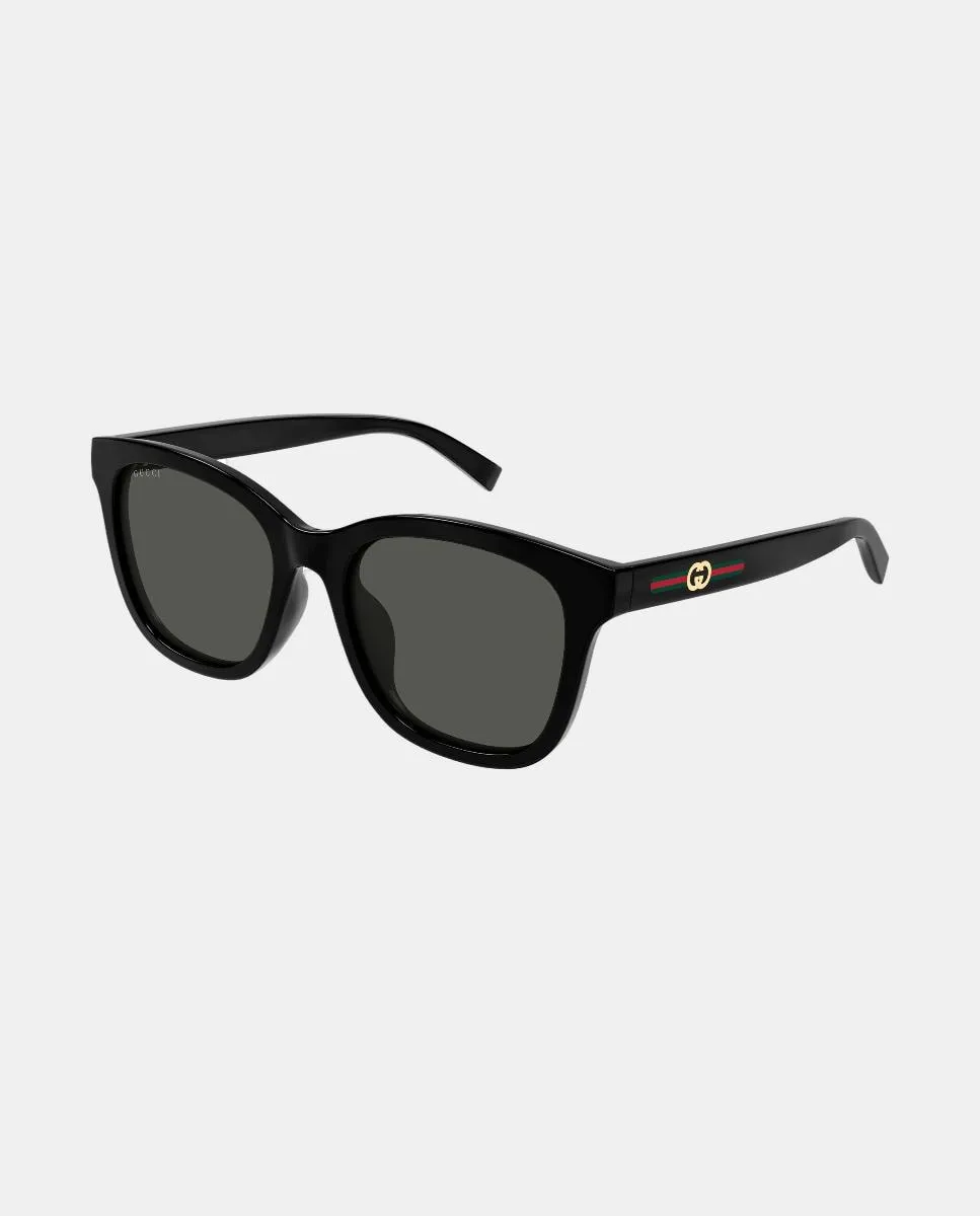 

Женские овальные солнцезащитные очки из пластика Gucci, черный