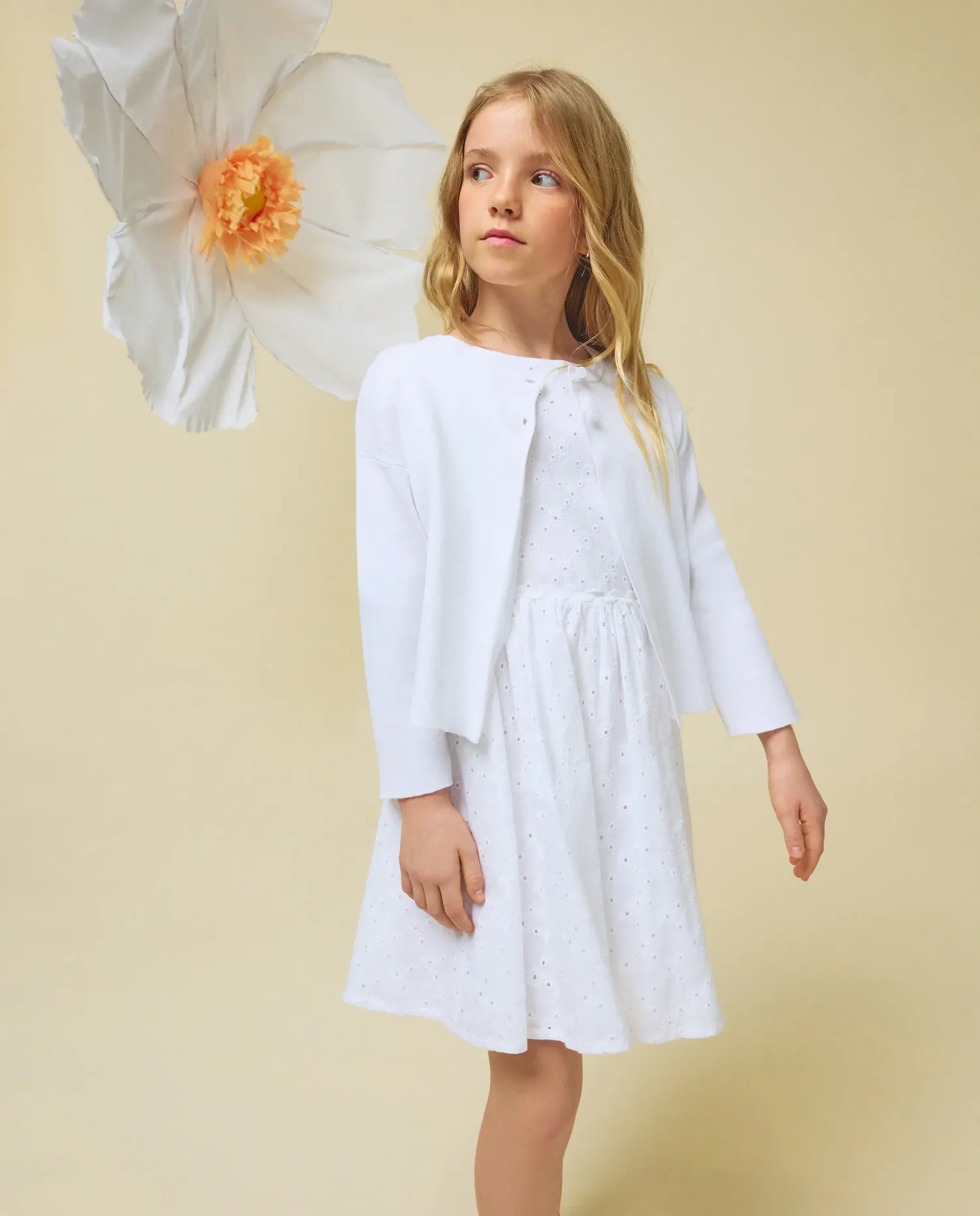 Базовая трикотажная куртка для девочки Kids El Corte Inglés, 120 Crudo — фото 2