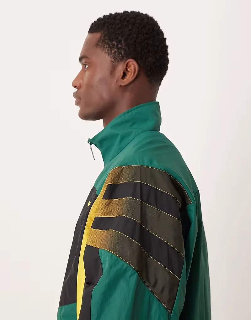 Спортивная куртка Adidas Originals Santiago зеленого цвета — фото 4
