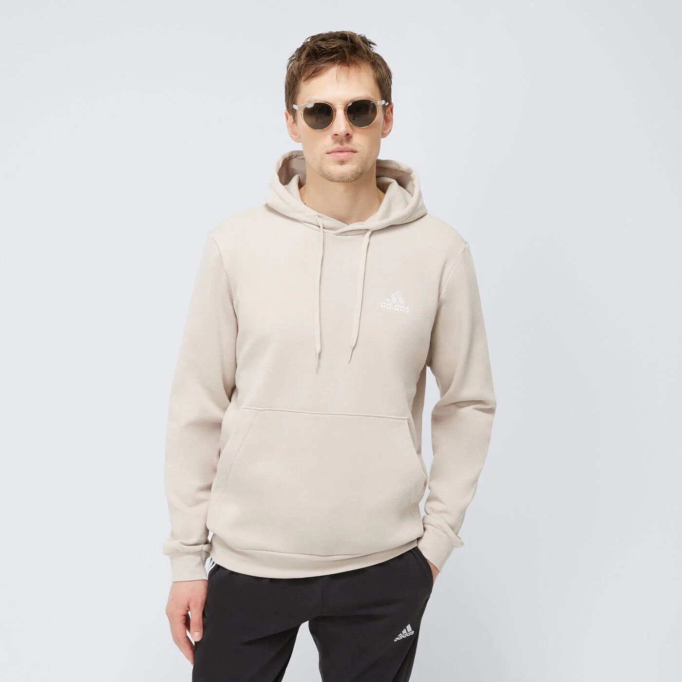 

Худи Adidas FeelCozy HD, бежевый