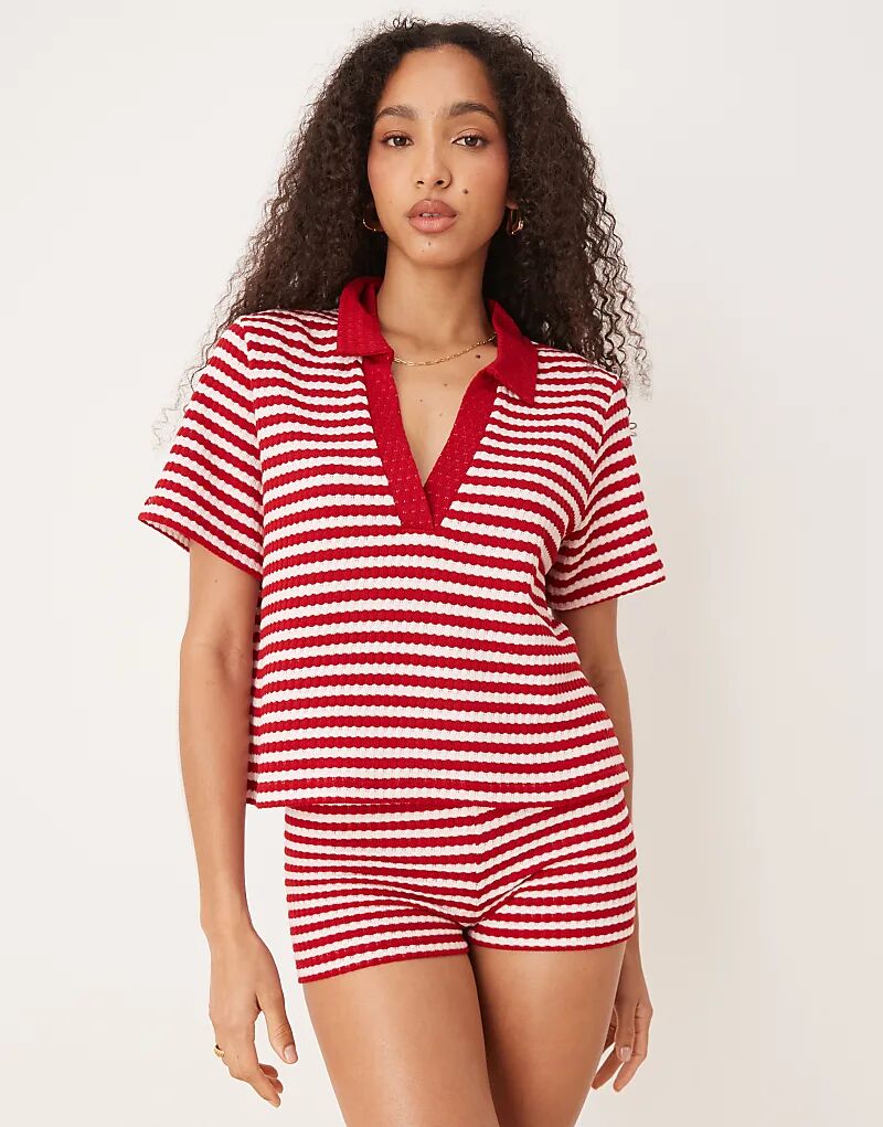 

Укороченный топ-поло ASOS DESIGN из трикотажного полотна в красную и белую полоску