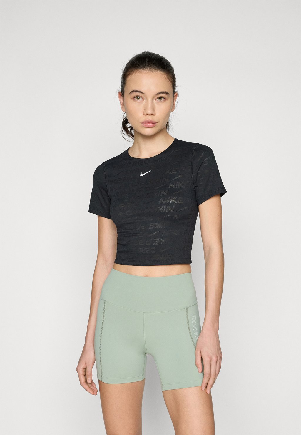 

Футболка TOP Nike Performance, черный