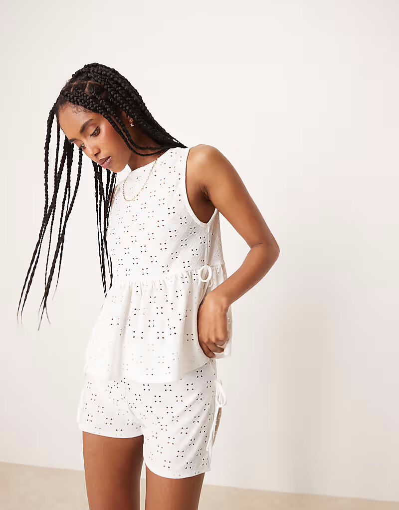 

Белый топ с завязками по бокам от ASOS DESIGN