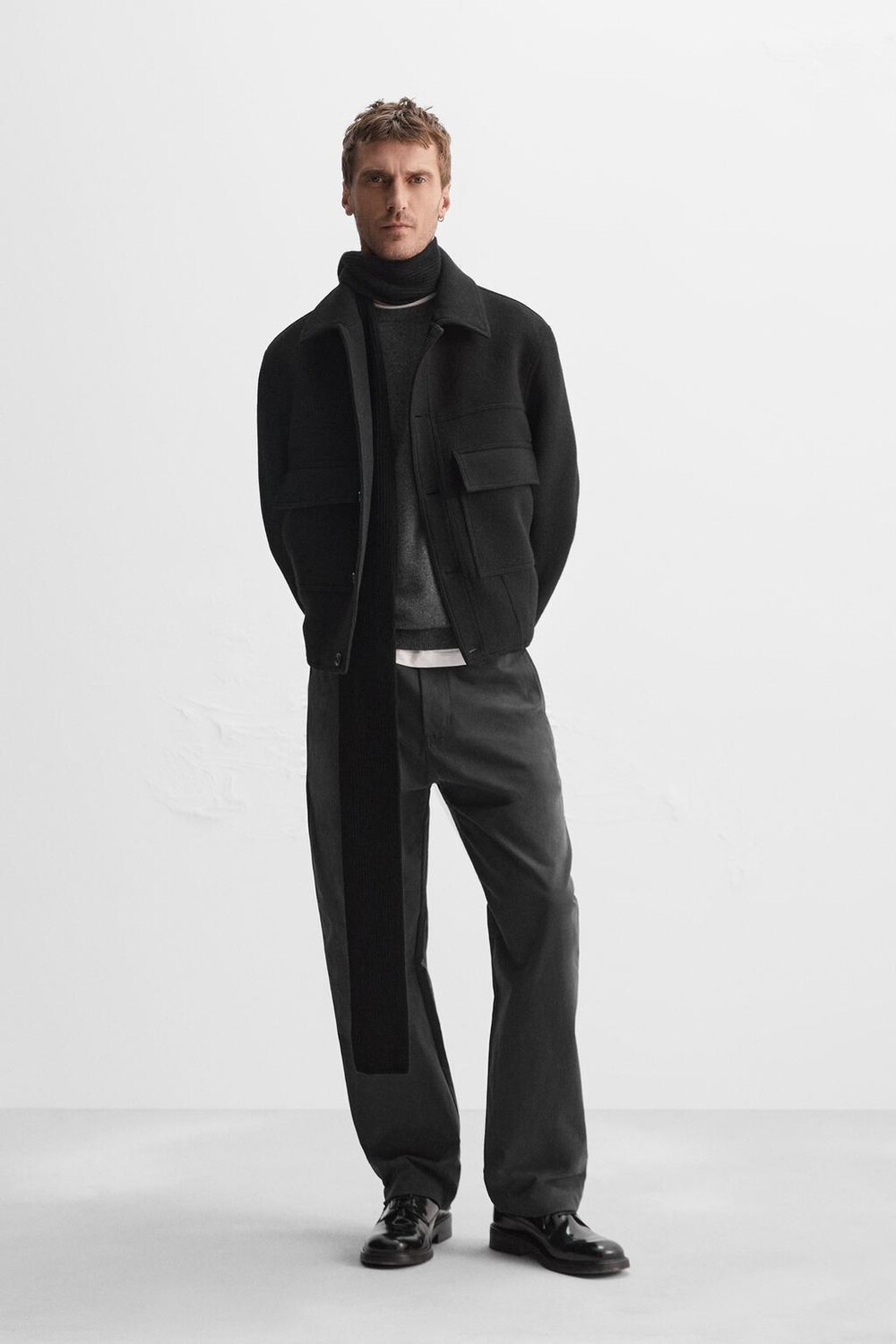 

Прямые мягкие брюки ZARA, антрацитово-серый