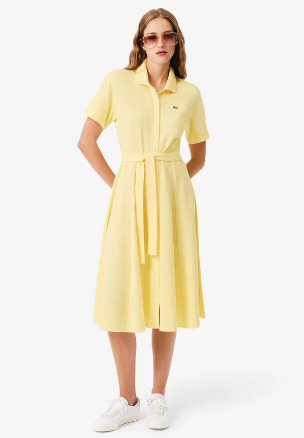 Платье трикотажное Lacoste Yellow, с поясом, приталенное