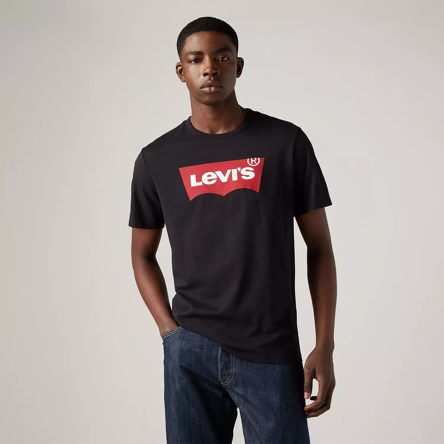

Классическая футболка с логотипом Levi's, цвет Black