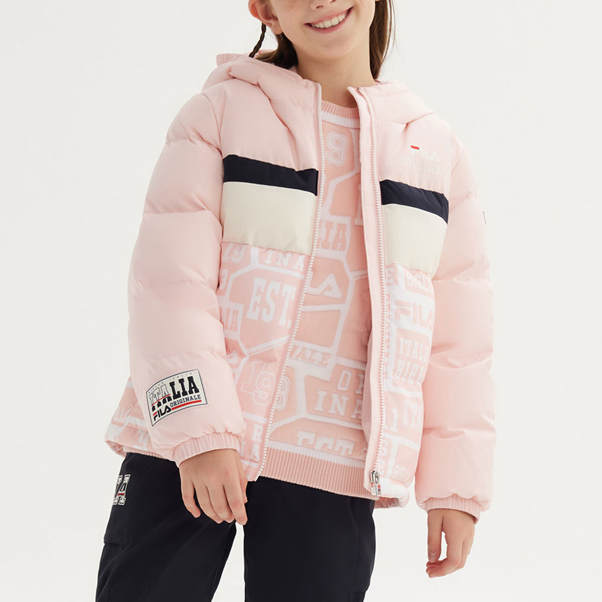 Детская пуховая куртка с принтом по всей поверхности FILA KIDS, мультиколор — фото 4