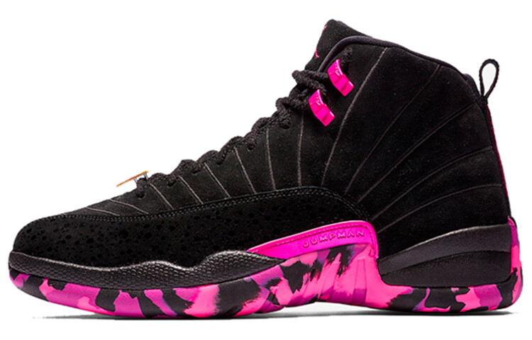 

Кроссовки JORDAN 12 Retro Doernbecher 2017