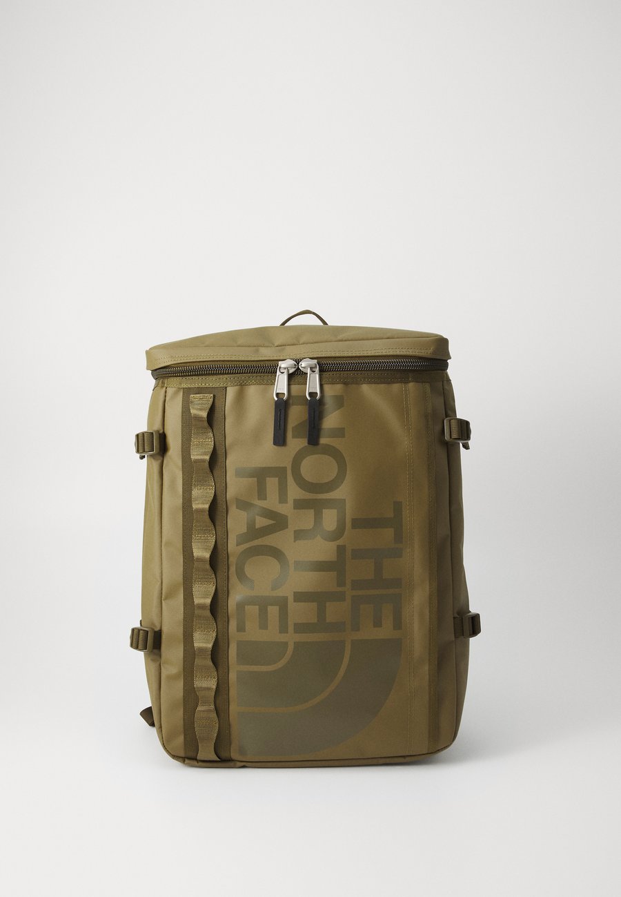 

Рюкзак The North Face BASE CAMP FUSE BOX UNISEX, Caraway Seed/Sycamore/Khaki