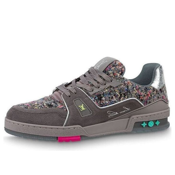

Кроссовки lv trainers 'grey with colorful mesh' Louis Vuitton, серый