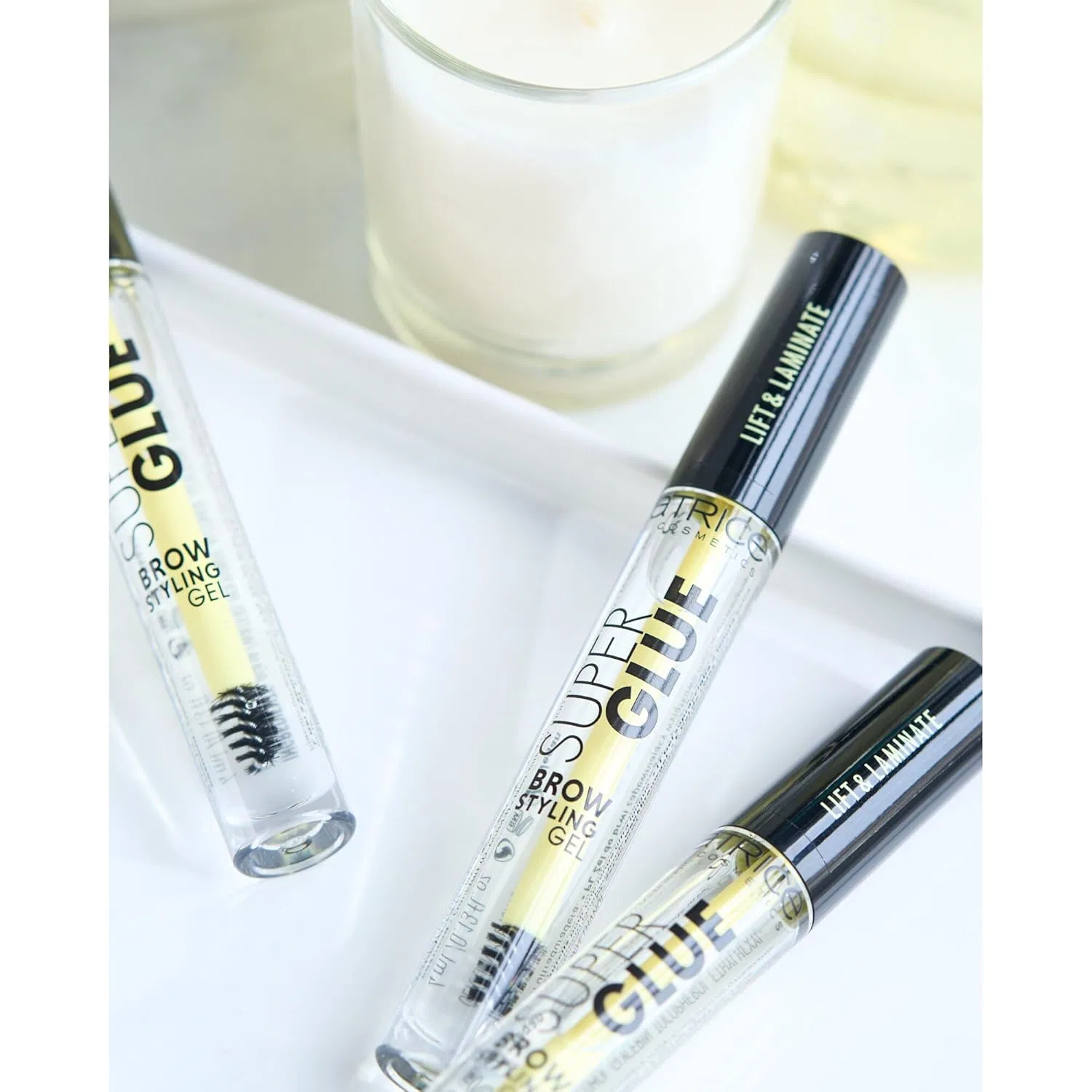 Прозрачный гель для укладки бровей «Super Glue Brow Styling Gel» от Catrice Catrice — фото 4