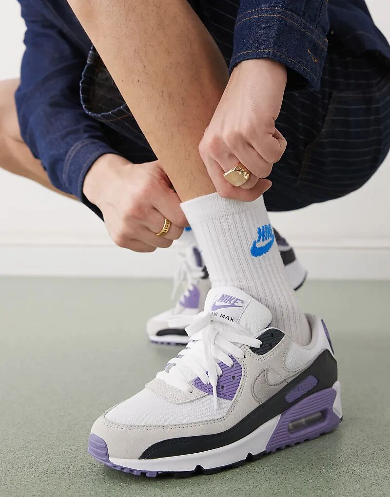 Кроссовки унисекс Nike Air Max 90 серого и фиолетового цветов — фото 3