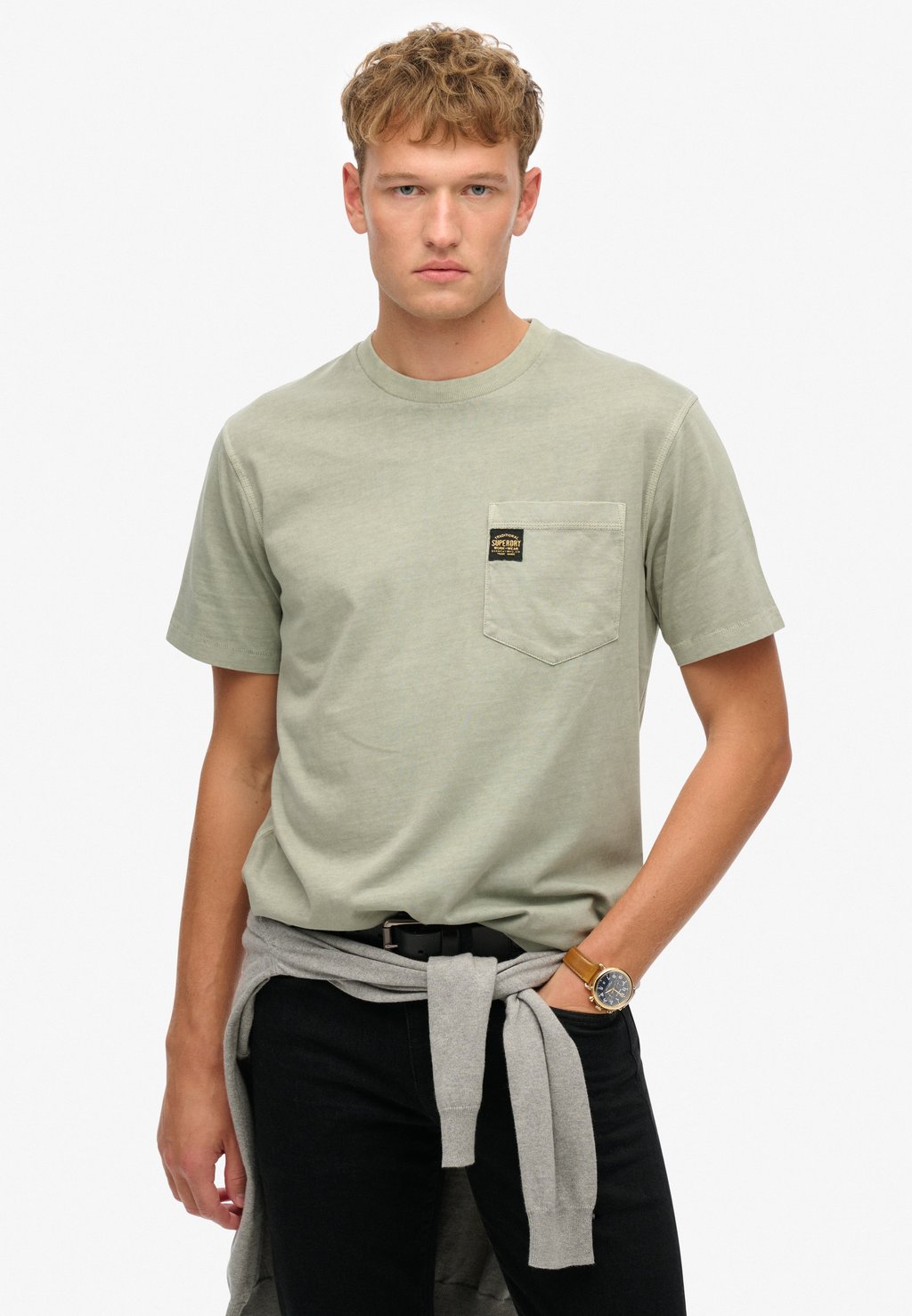 

Базовая футболка CONTRAST STITCH POCKET Superdry, зеленый