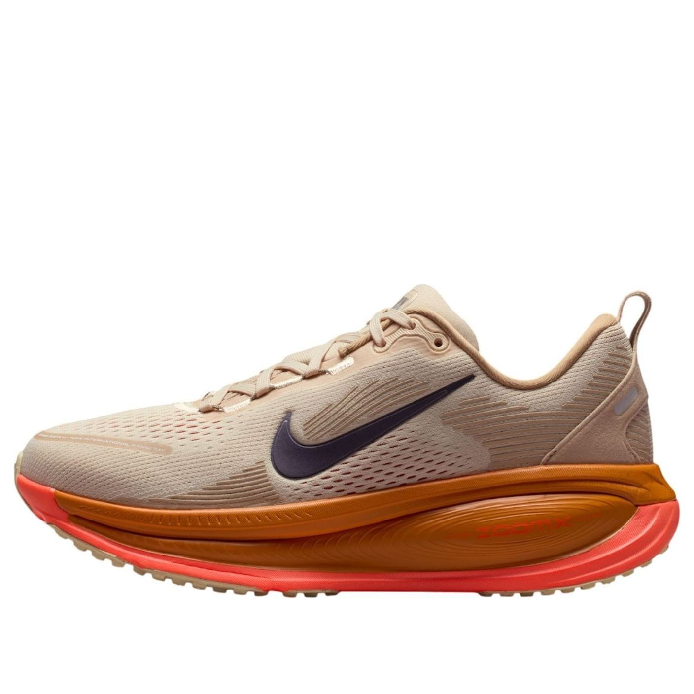 

Кроссовки Nike Vomero 18 'Running Poets'