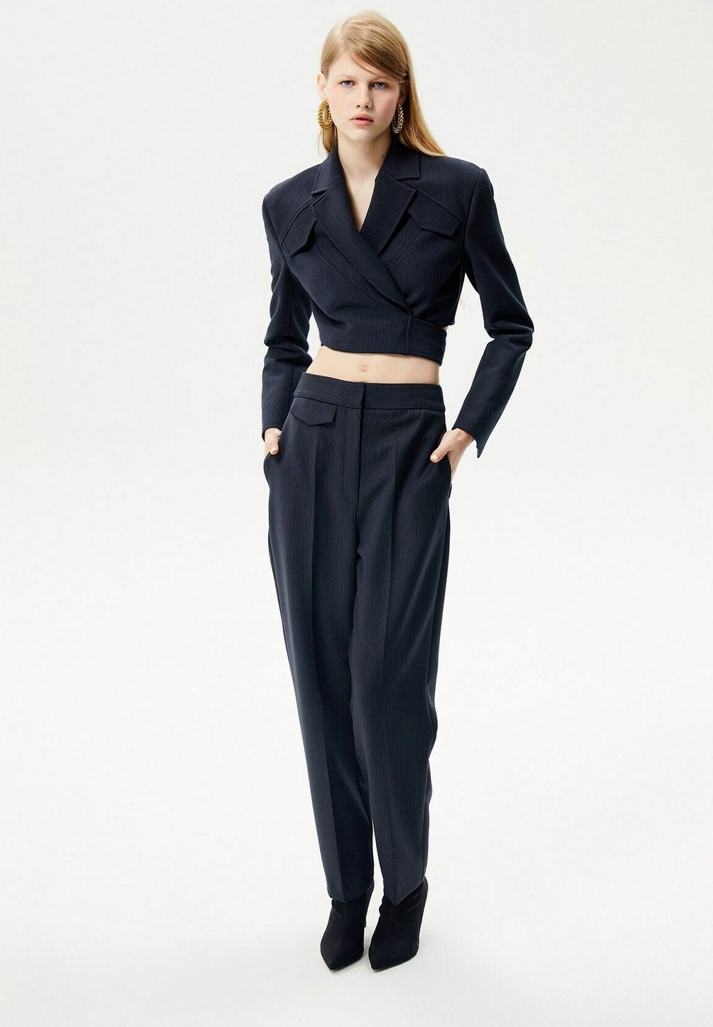 

Блейзер CROP WITH TIED DETAIL Rue les créateurs, темно-синий