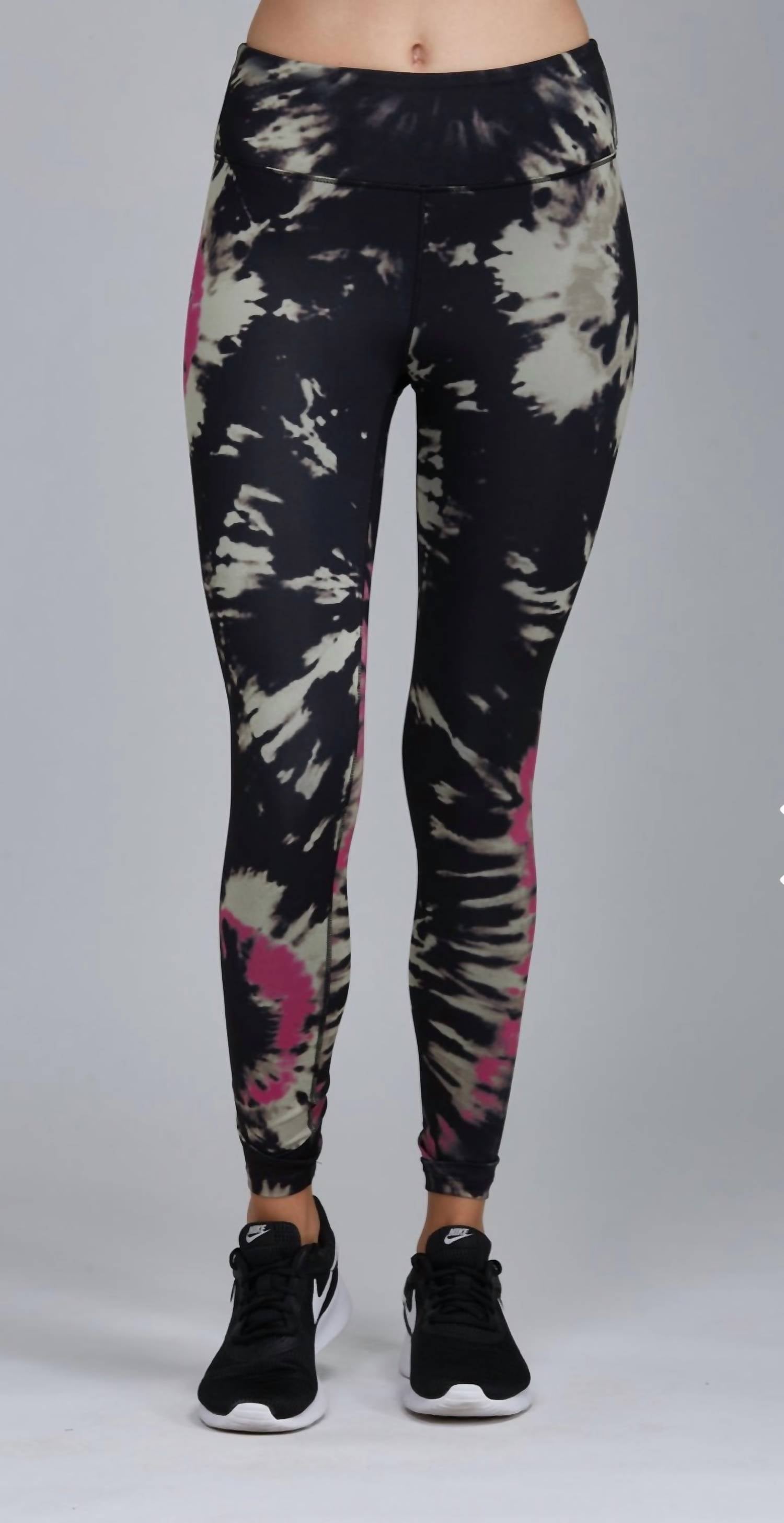 

Леггинсы Tie Dye черного цвета NOLI