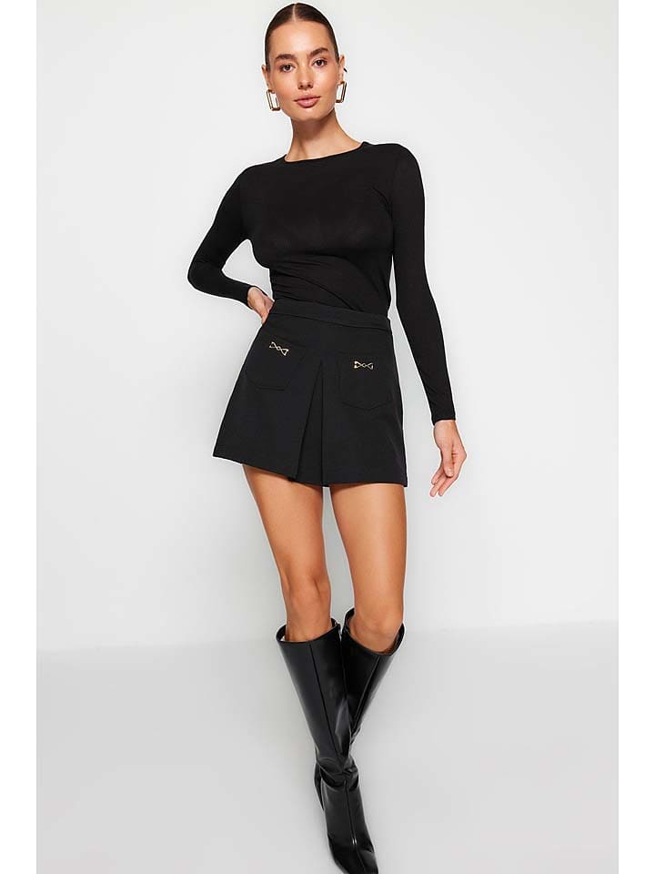 

Шорты trendyol Shorts, черный