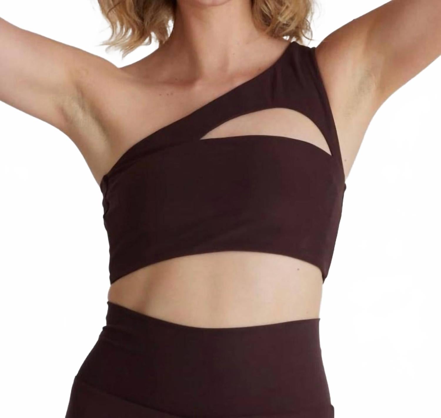 

Активный топ с одним плечом в цвете чай WOLVEN, Chai