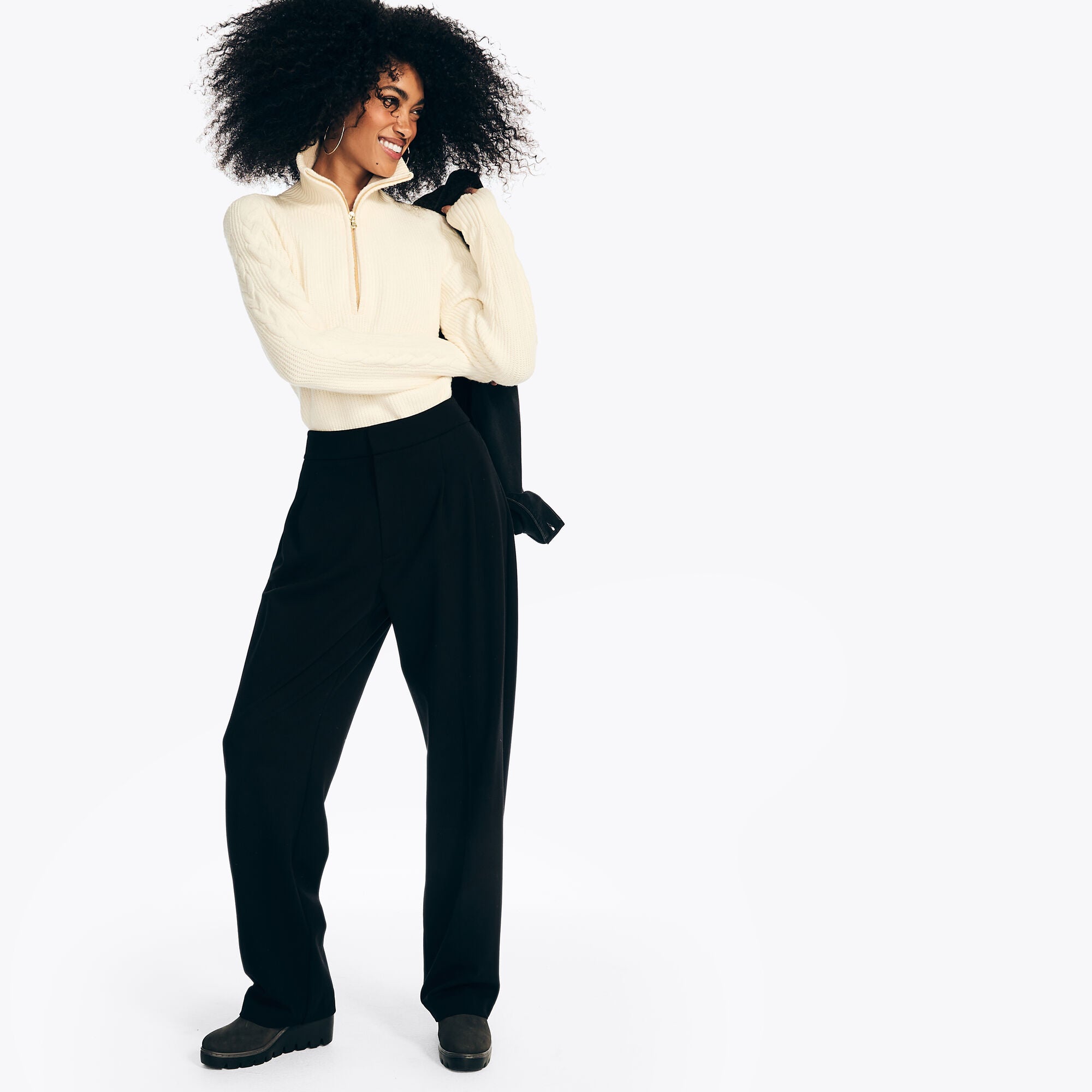 

Женские эластичные брюки-клеш с плиссировкой Nautica, цвет midnight black twist